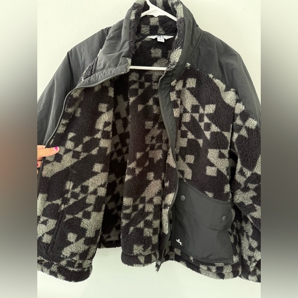 Joy Lab Oversized Checkered Loose Fit Fleece Cropped Jacket Black Green Size M L - Picture 7 of 8